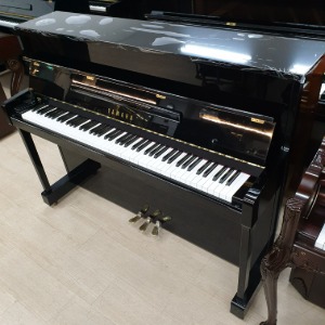 야마하 소형 업라이트 피아노 M112T